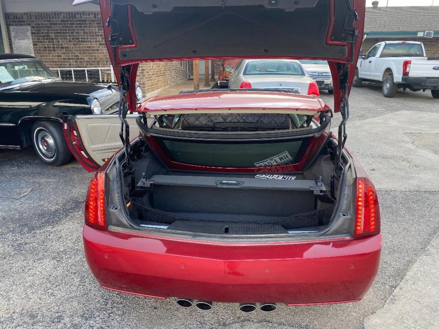 2005 Red Cadillac XLR Convertible (1G6YV34A355) with an 4.6L V8 DOHC 24V engine, 5-Speed Automatic Overdrive transmission, located at 1687 Business 35 S, New Braunfels, TX, 78130, (830) 625-7159, 29.655487, -98.051491 - Photo#3